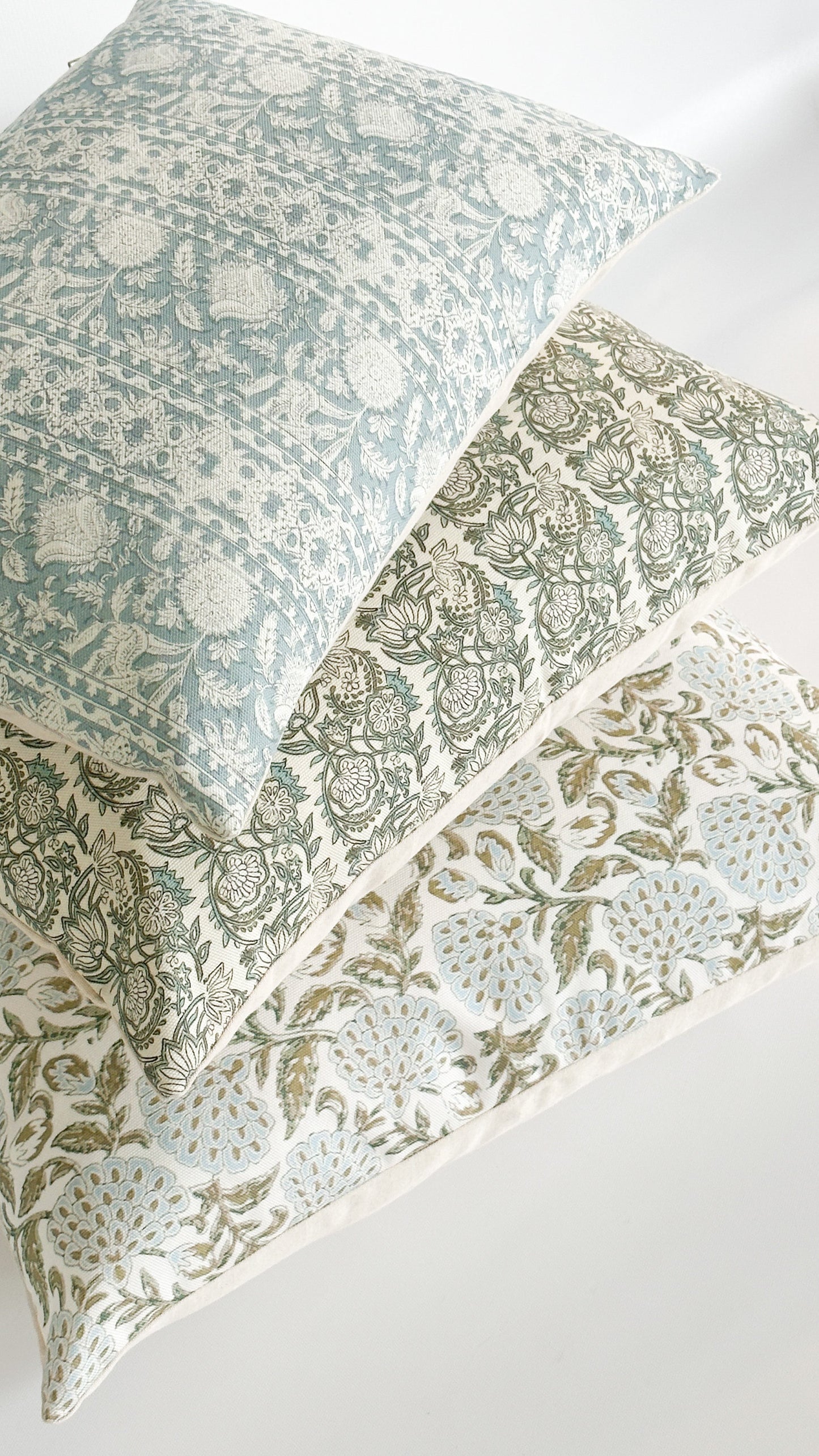 Victoria - STUDIO SAMPLE