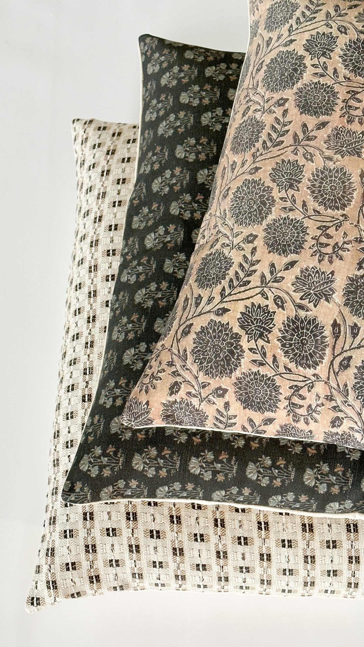 Mary - STUDIO SAMPLE