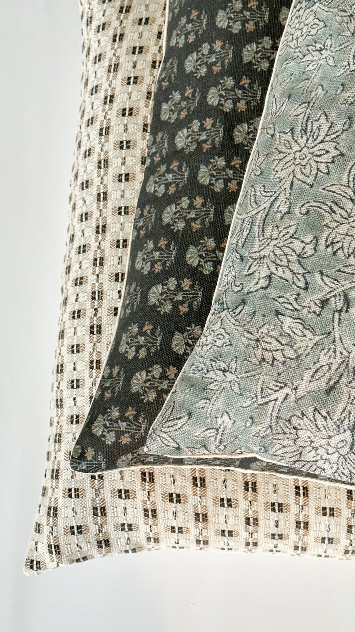 Mary - STUDIO SAMPLE