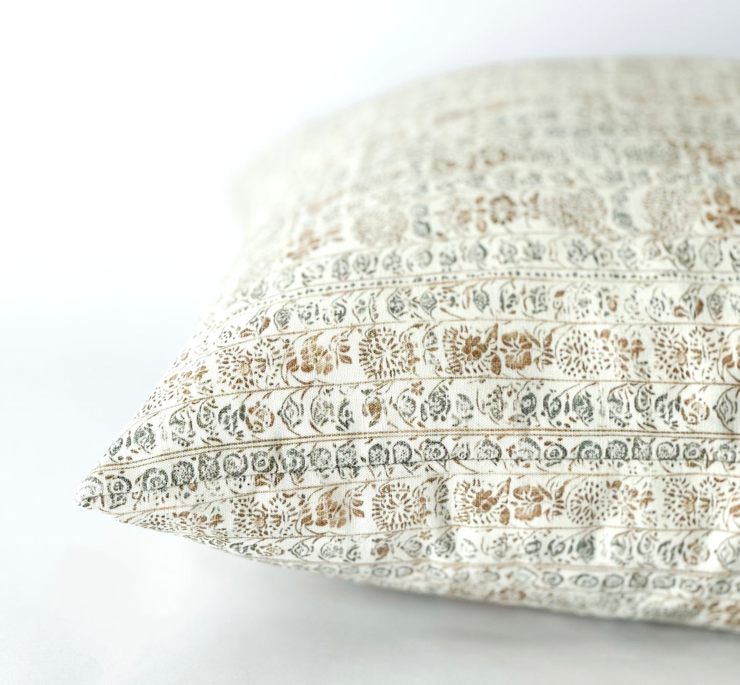 Toby - STUDIO SAMPLE