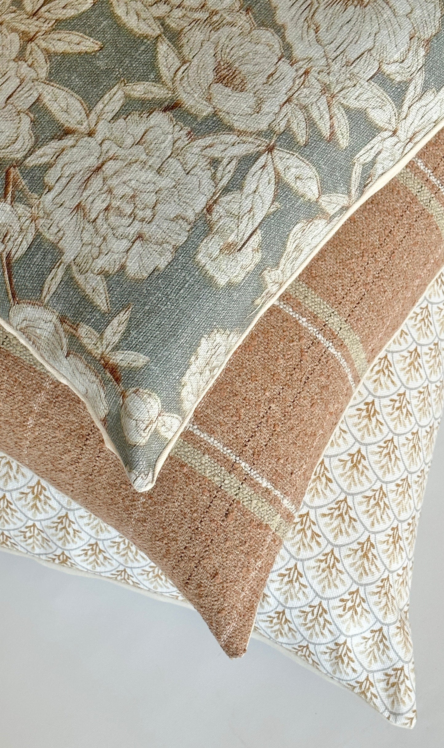 Evangeline - STUDIO SAMPLE