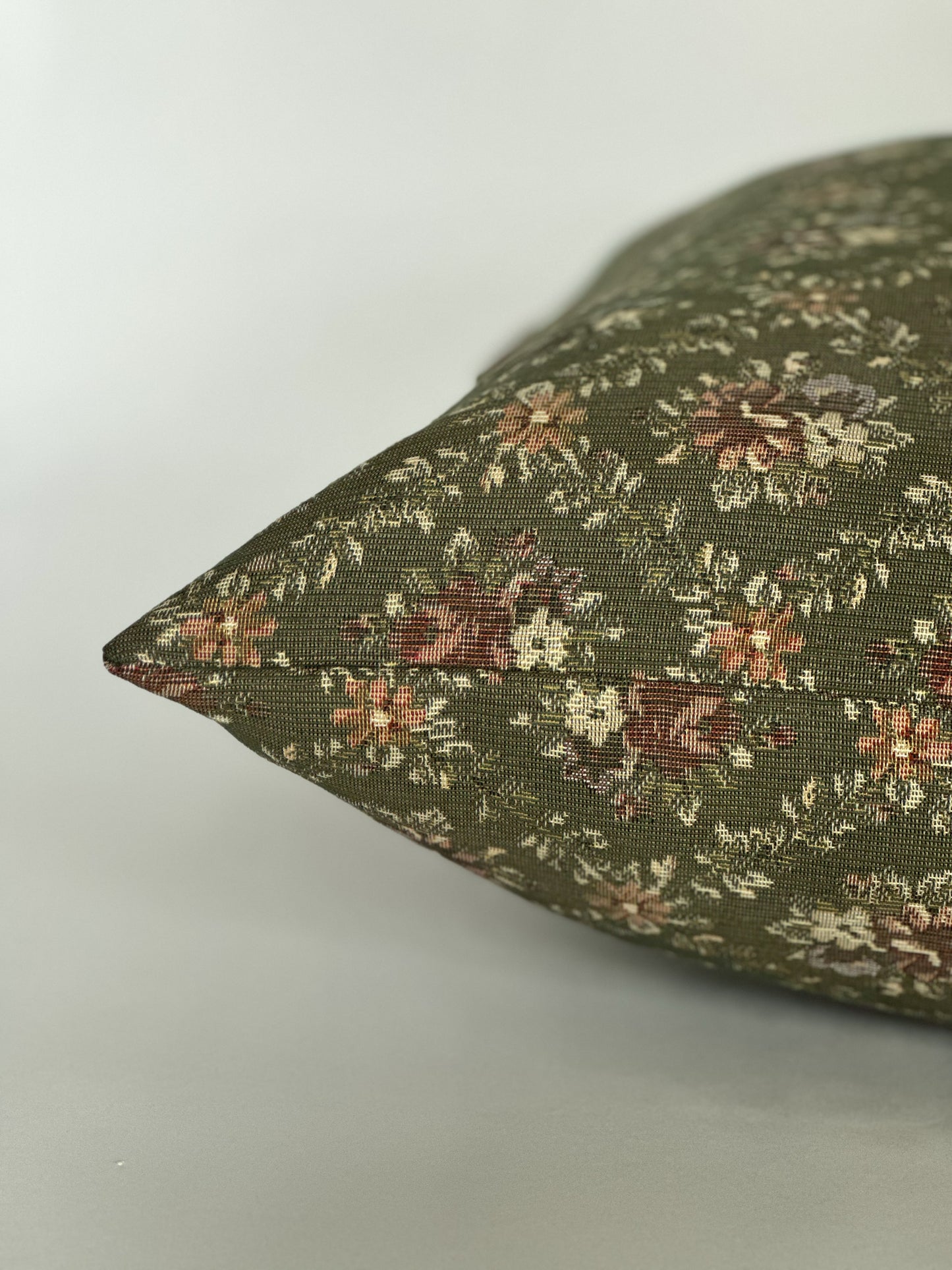 Verona -STUDIO SAMPLE