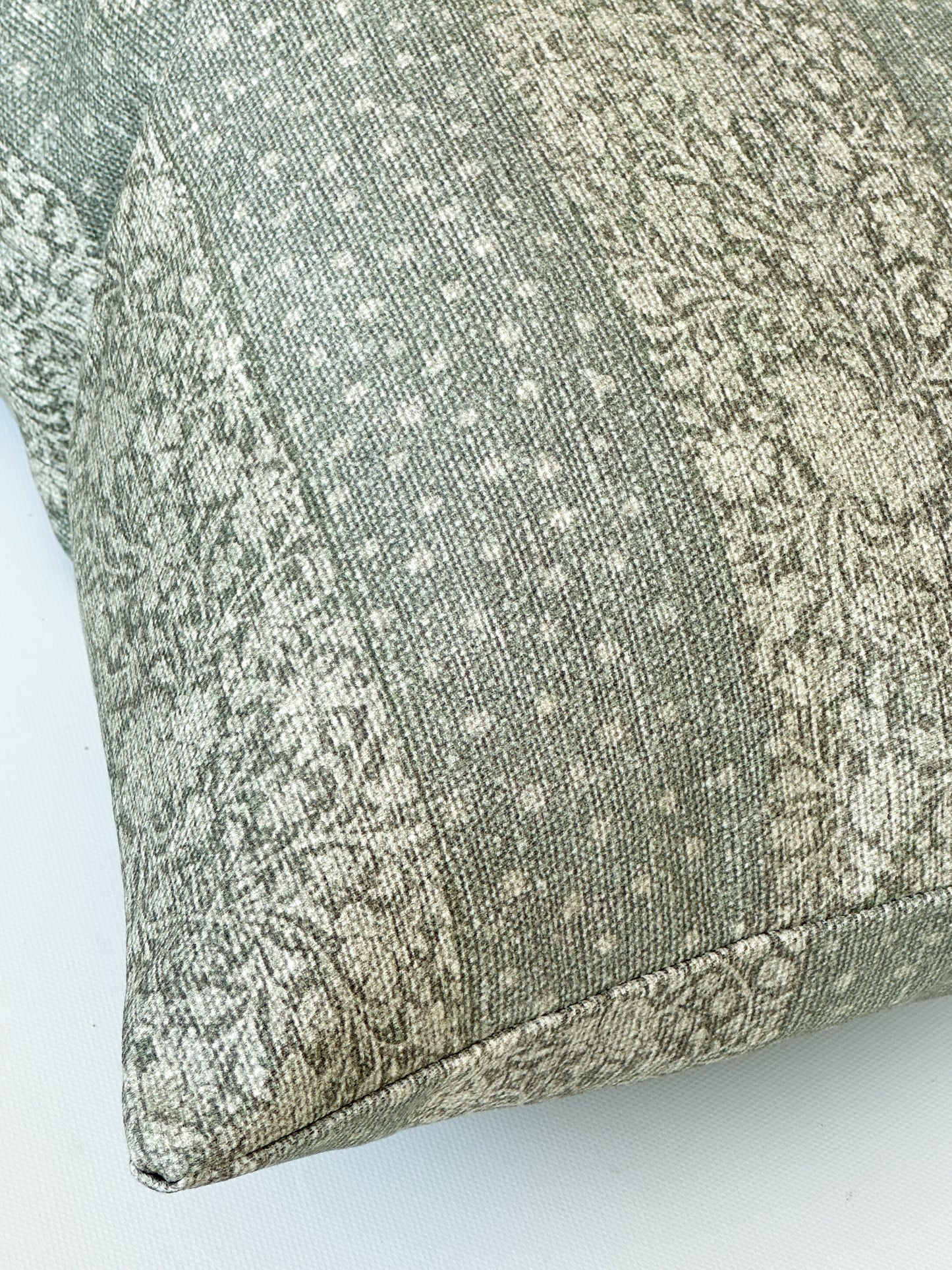 Phillipa - STUDIO SAMPLE