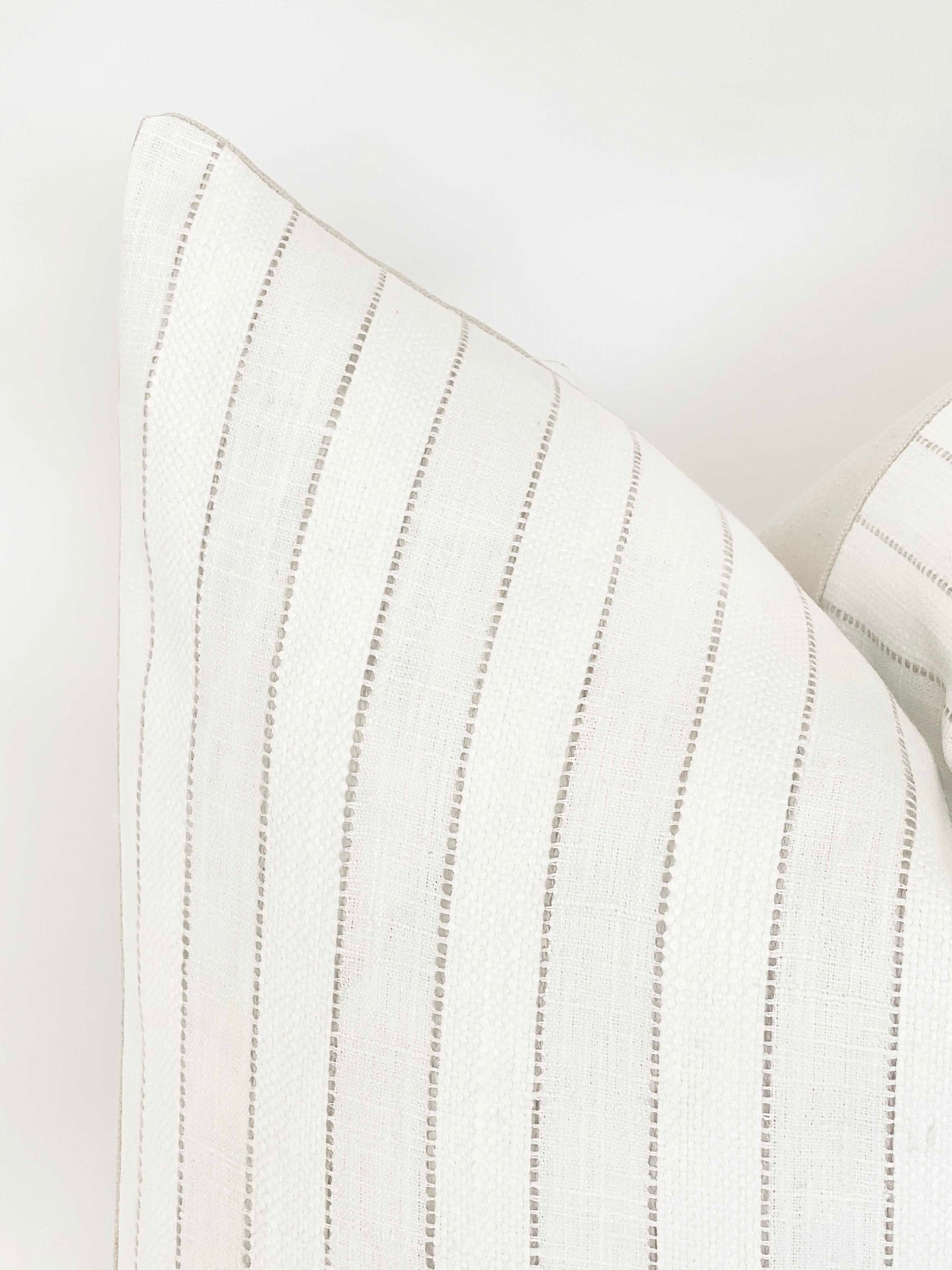 Arlo - STUDIO SAMPLE