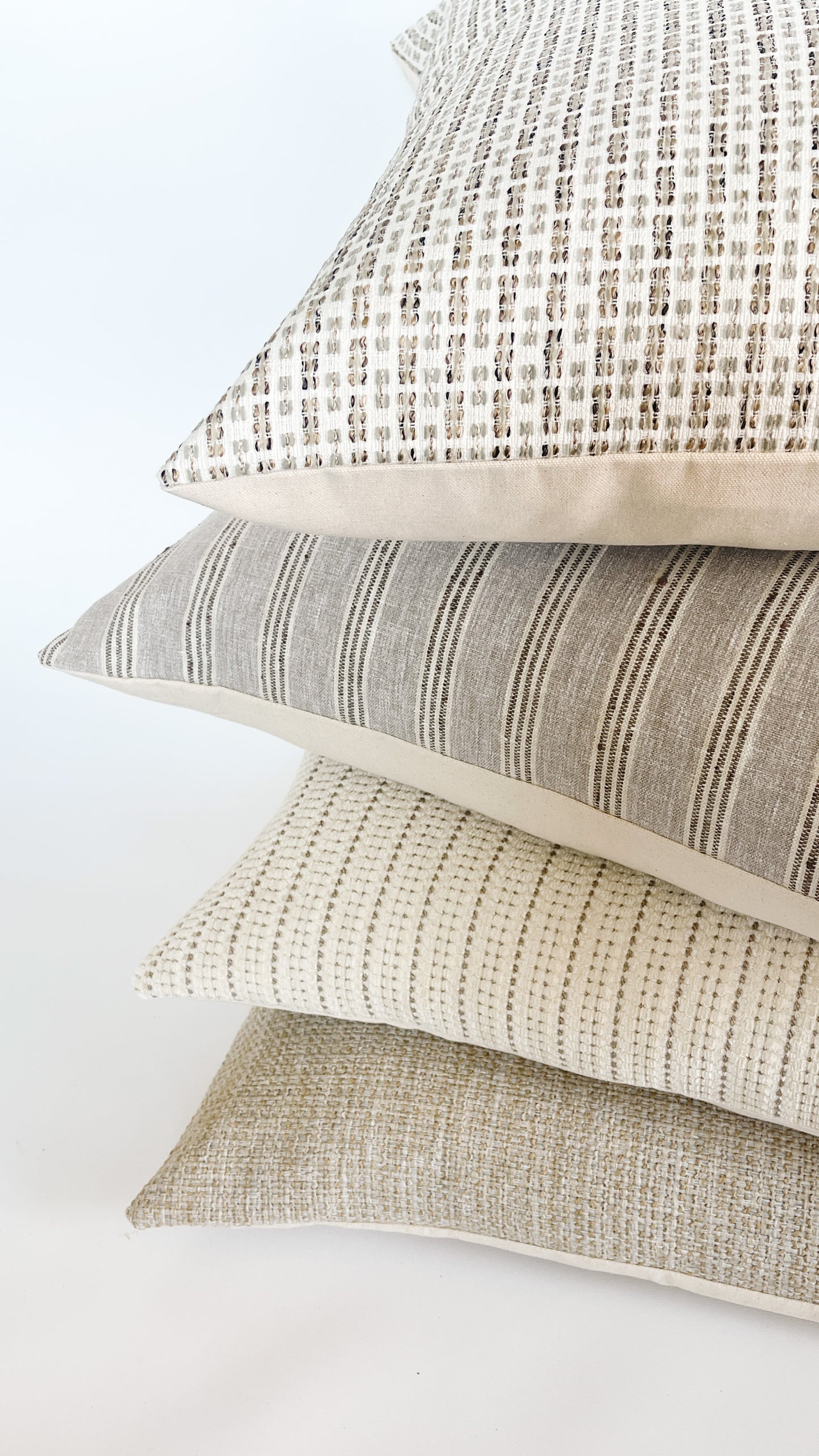 Naomi - STUDIO SAMPLE