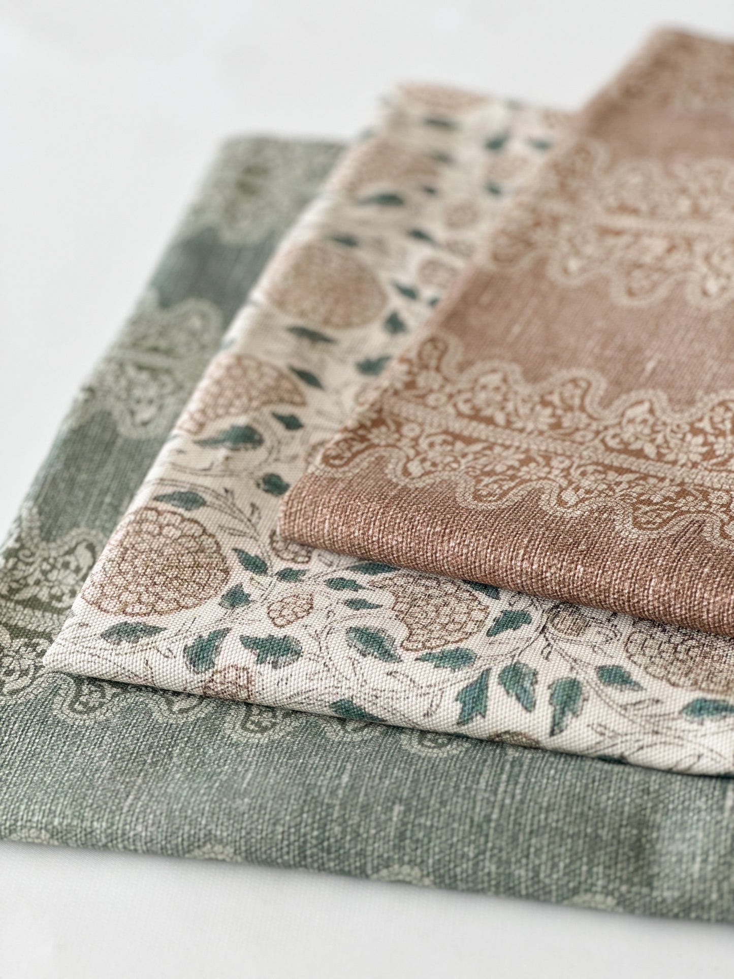 Phoebe - STUDIO SAMPLE